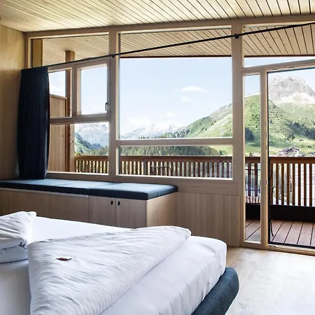 Holzgauer Haus فندق *