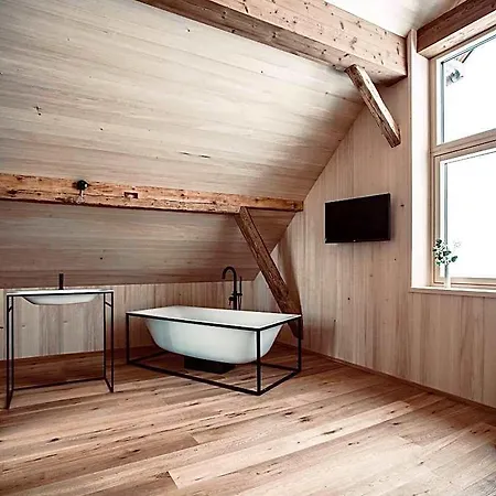 Holzgauer Haus Hotell Warth (Vorarlberg)