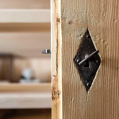 Hotell Holzgauer Haus *