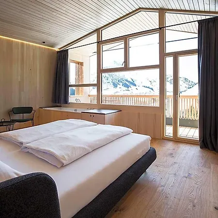 Hotell Holzgauer Haus *