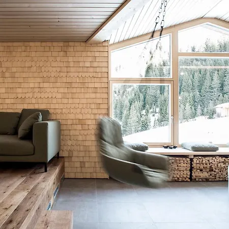 Holzgauer Haus *