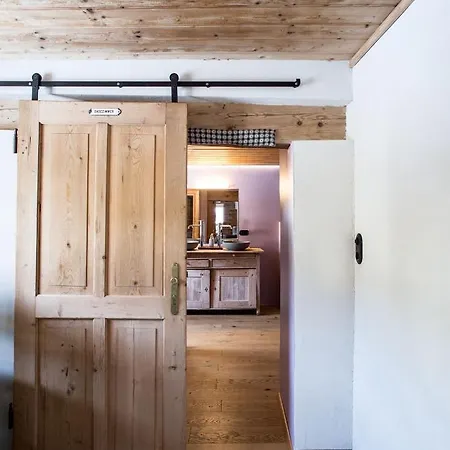 Hotell Holzgauer Haus